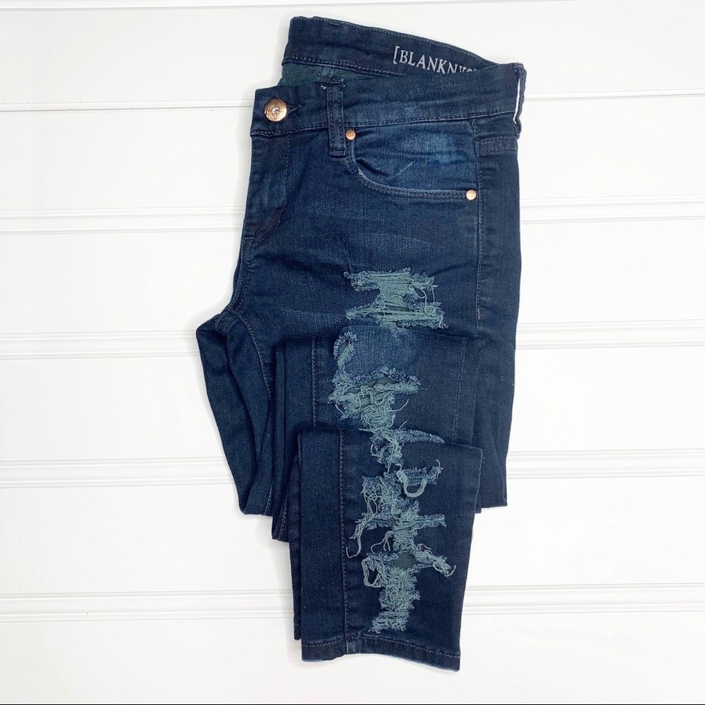 BLANKNYC Dark Wash Distressed Skinny Jean Size 26